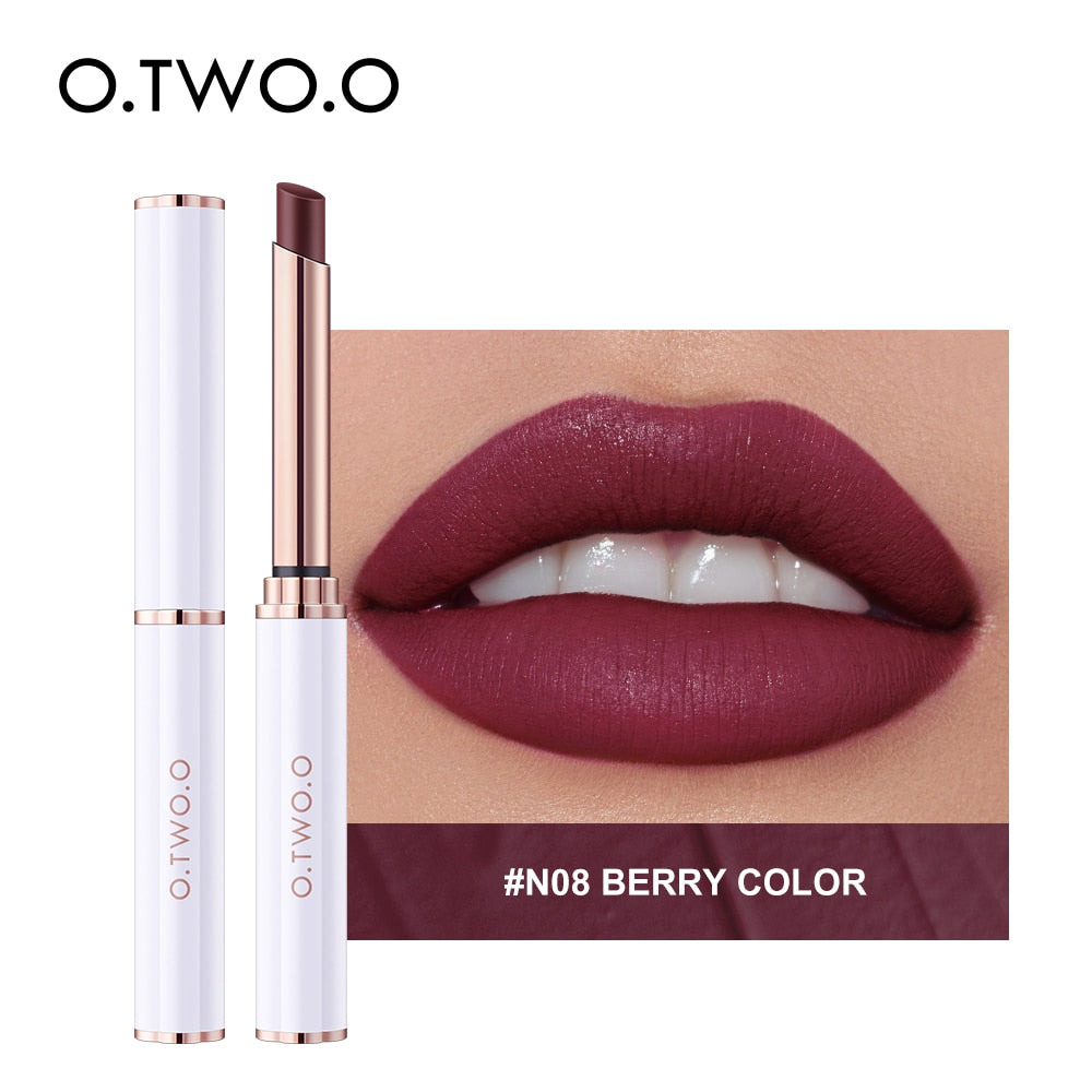 O.TWO.O 細いチューブ ベルベット リップスティック