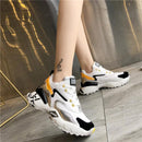 ターボリサ スポーツシューズ