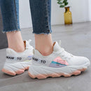 ターボニコルスポーツシューズ