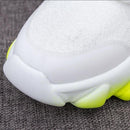 ターボニコルスポーツシューズ