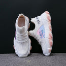 ターボニコルスポーツシューズ